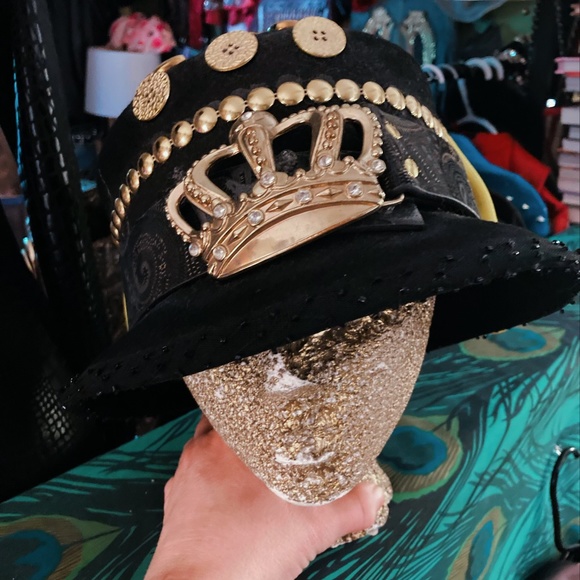 Customed “ Mad Hatters” Rock N Roll Hat main image 7